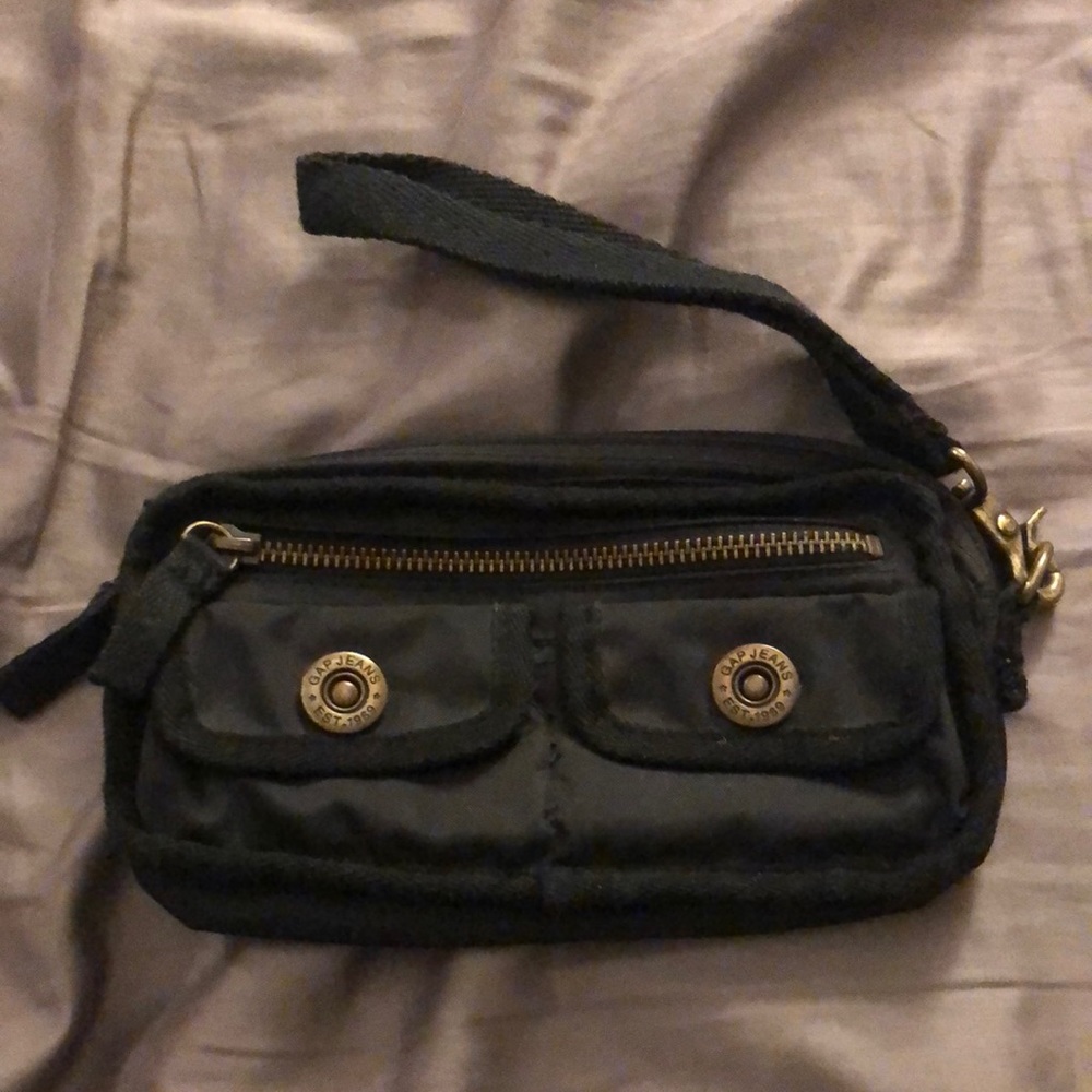Gap Wristlet